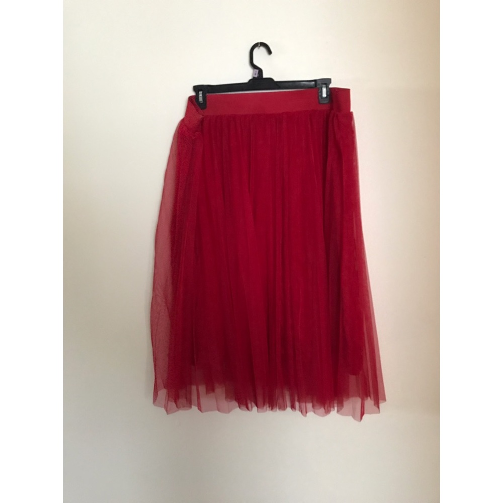Torrid 4X Tulle Skirt with Underlay Red